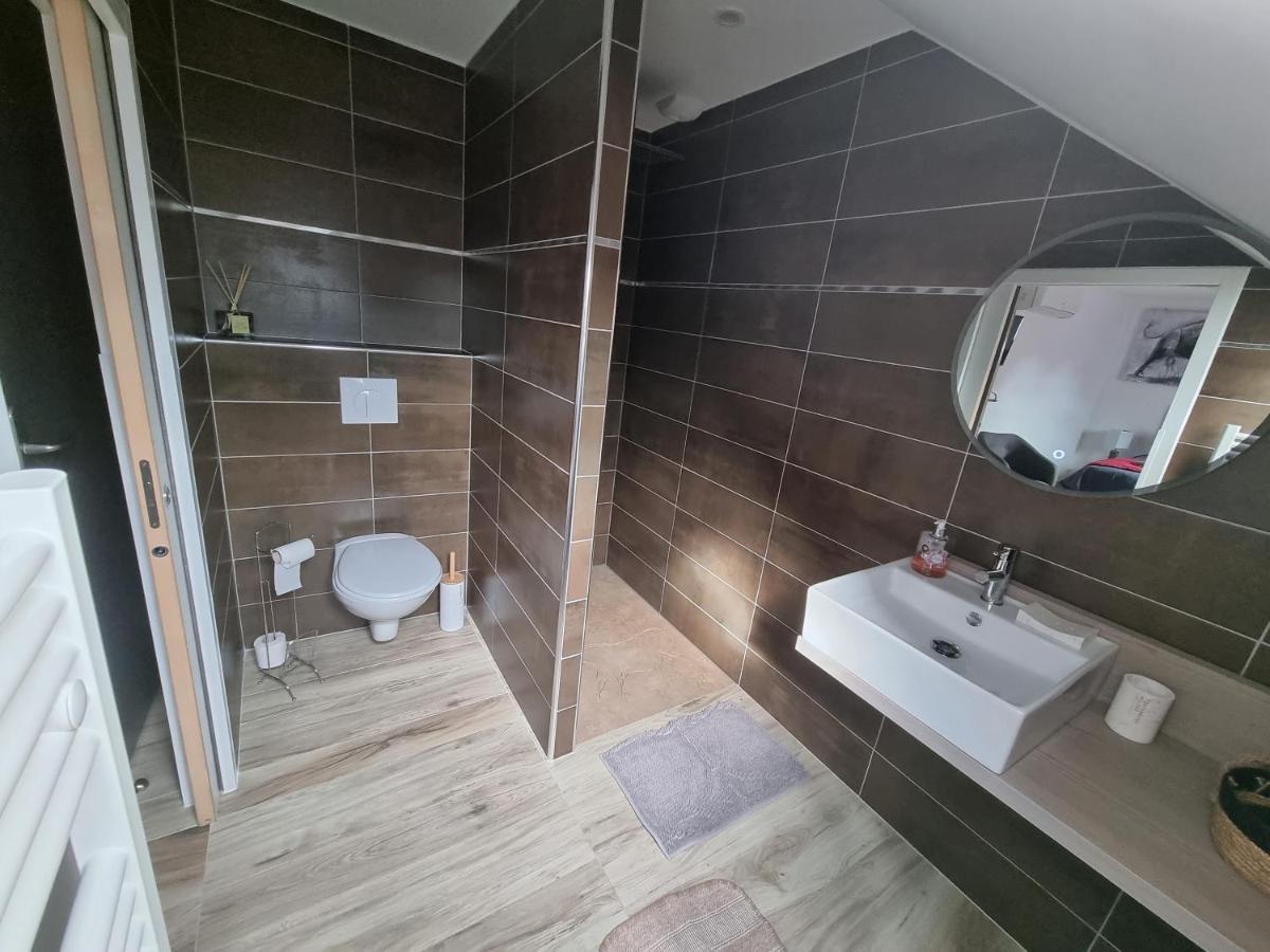 Le 4 Bed and Breakfast Montignac-Lascaux Εξωτερικό φωτογραφία