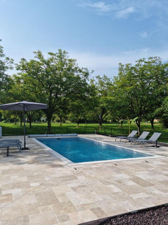 Le 4 Bed and Breakfast Montignac-Lascaux Εξωτερικό φωτογραφία