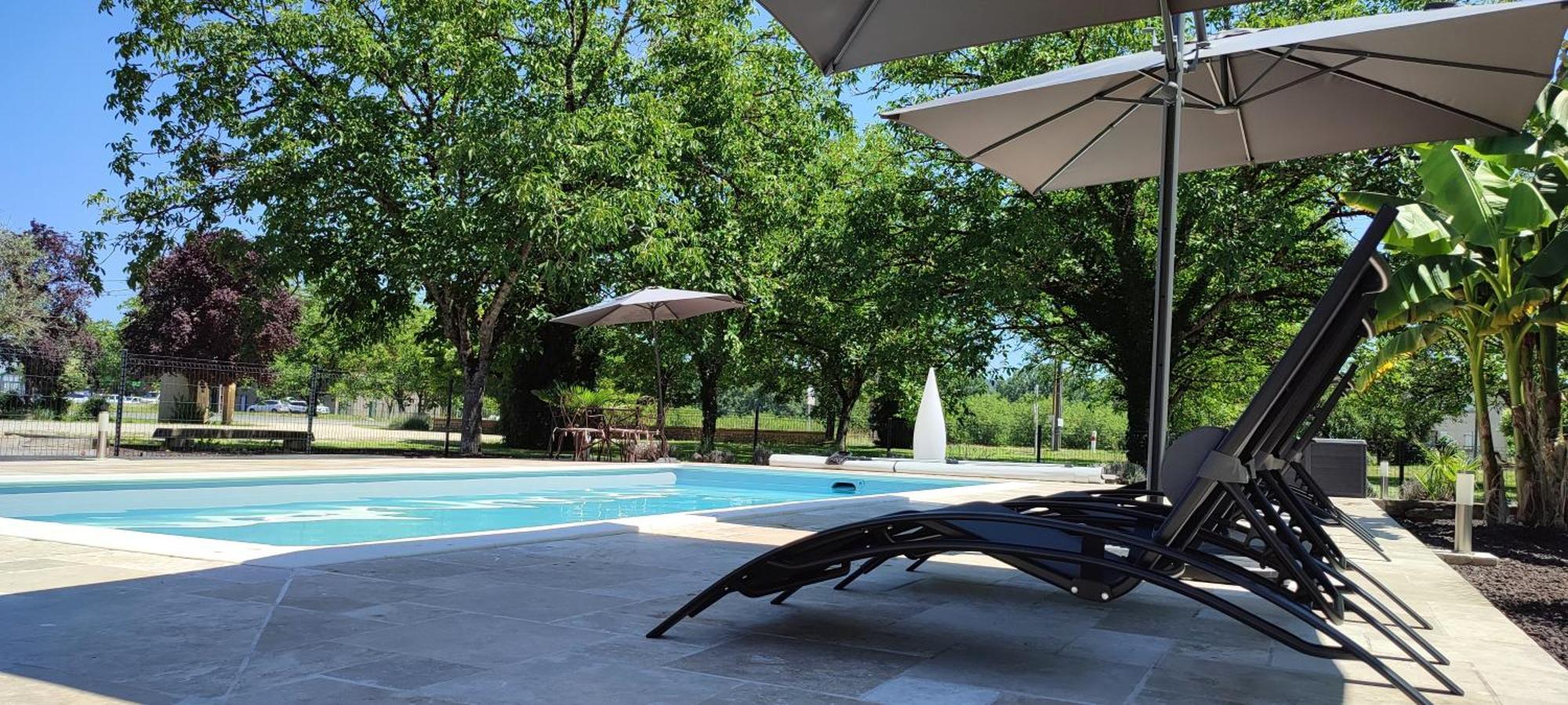 Le 4 Bed and Breakfast Montignac-Lascaux Εξωτερικό φωτογραφία